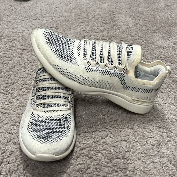 APL Techloom Breeze sneaker women’s 9 - Picture 2 of 6